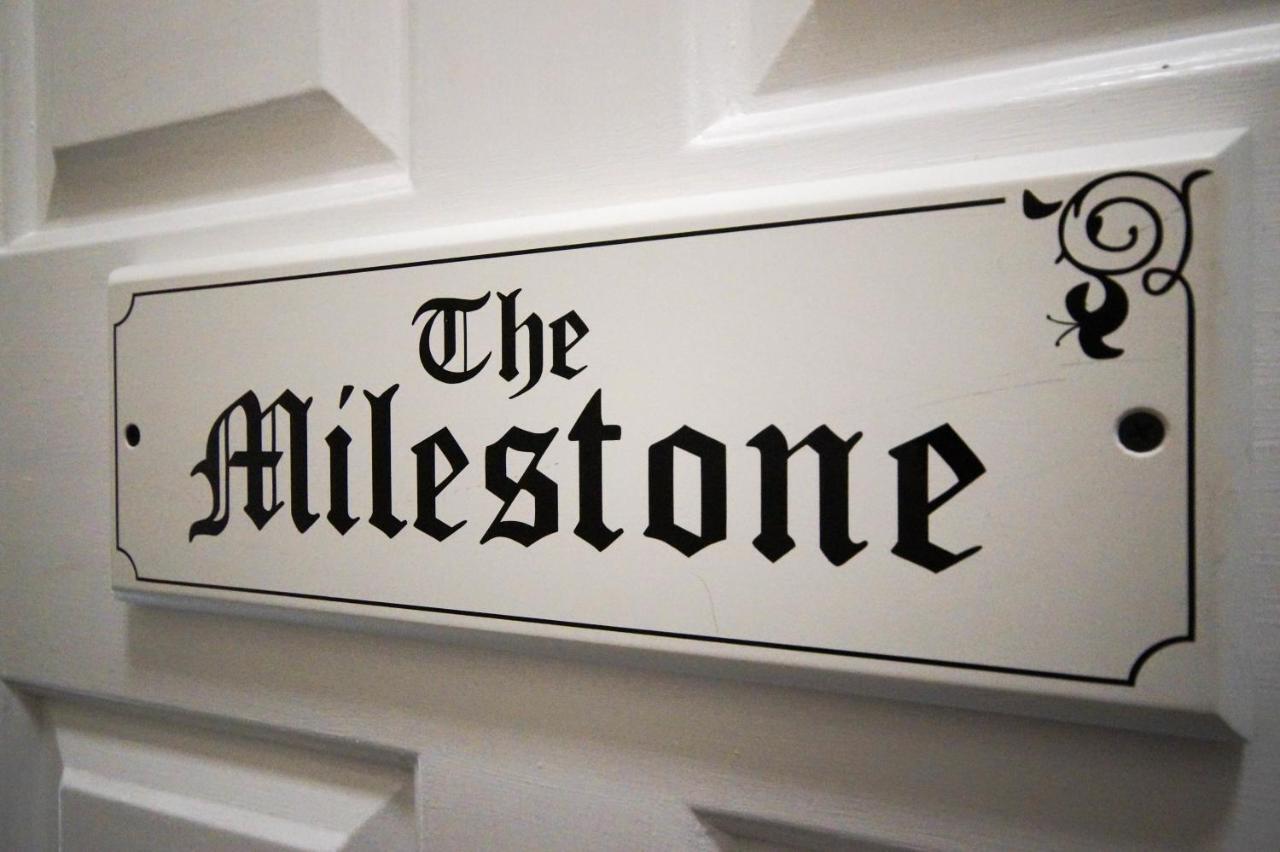 Fifth Milestone Cottage Dunnington Номер фото